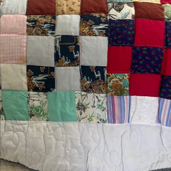 HANDMADE Patchwork Quilt with Multicolor Design puffy Colorful - Picture 2 of 10